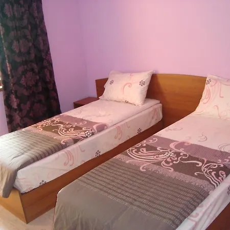 Гостевой дом Mari Guest *