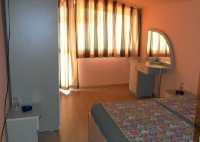 Mari Guest Casa de hóspedes *