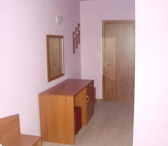 Casa de hóspedes Mari Guest Golden Sands